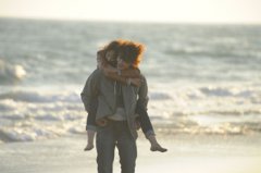 他说生活压力大一个人养